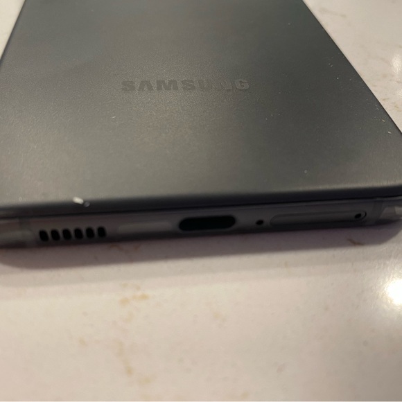 Samsung Galaxy S21 FE - Picture 6 of 6